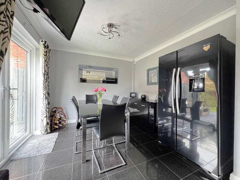 Family Dining Kitchen