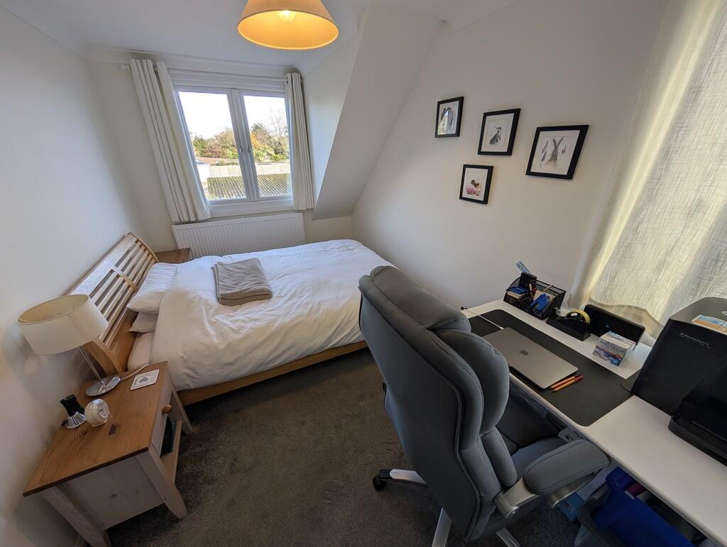 PXL_20251120_1033...