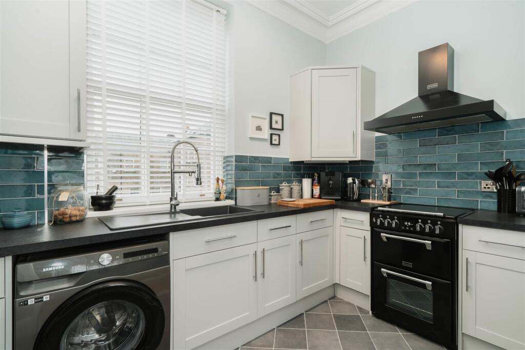 Kitchen.jpg