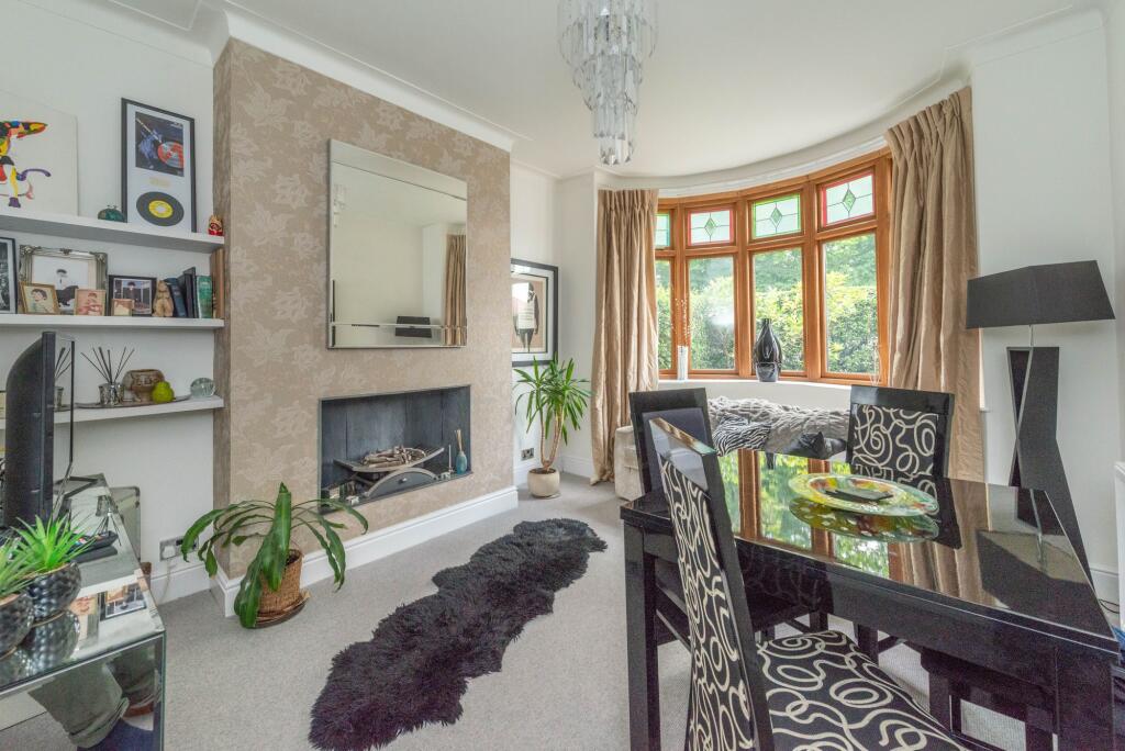SITTING ROOM AND DINING ROOM