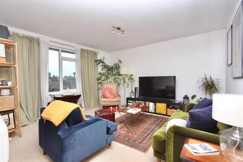 Lampard Grove, N16