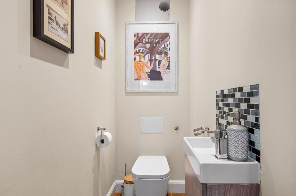 Ground floor WC