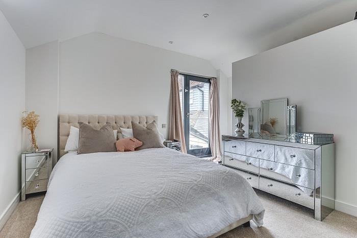 5 St George&#39;s Mews-7.jpg