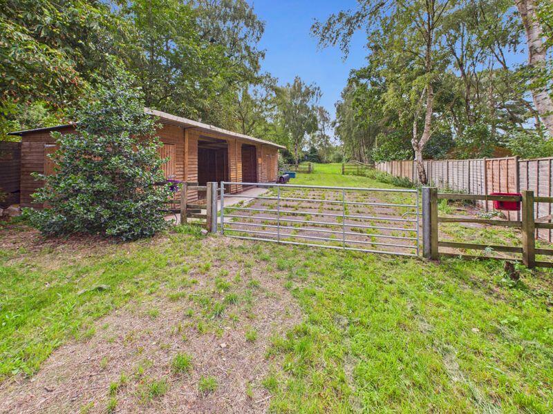 Stable Block &amp; Land to Rear
