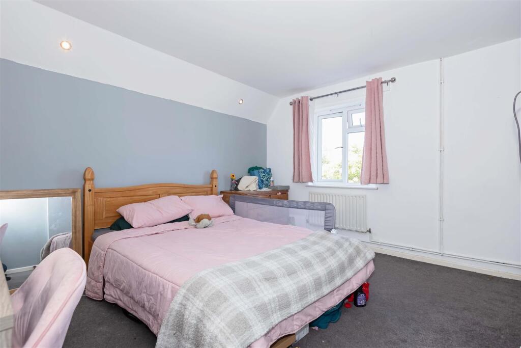 For Sale by Aspire Residential | Limbrick Lane