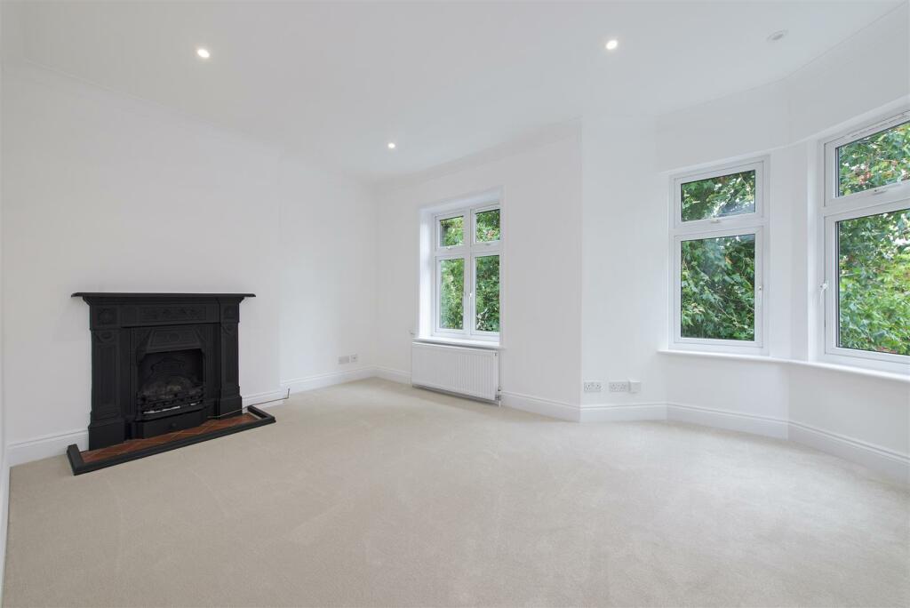 50702 -Hi res (1).jpg