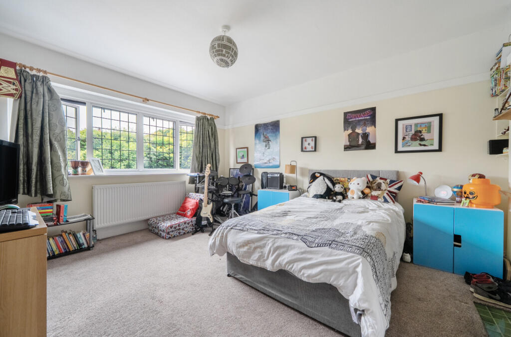 1328590-6-6888ae6...