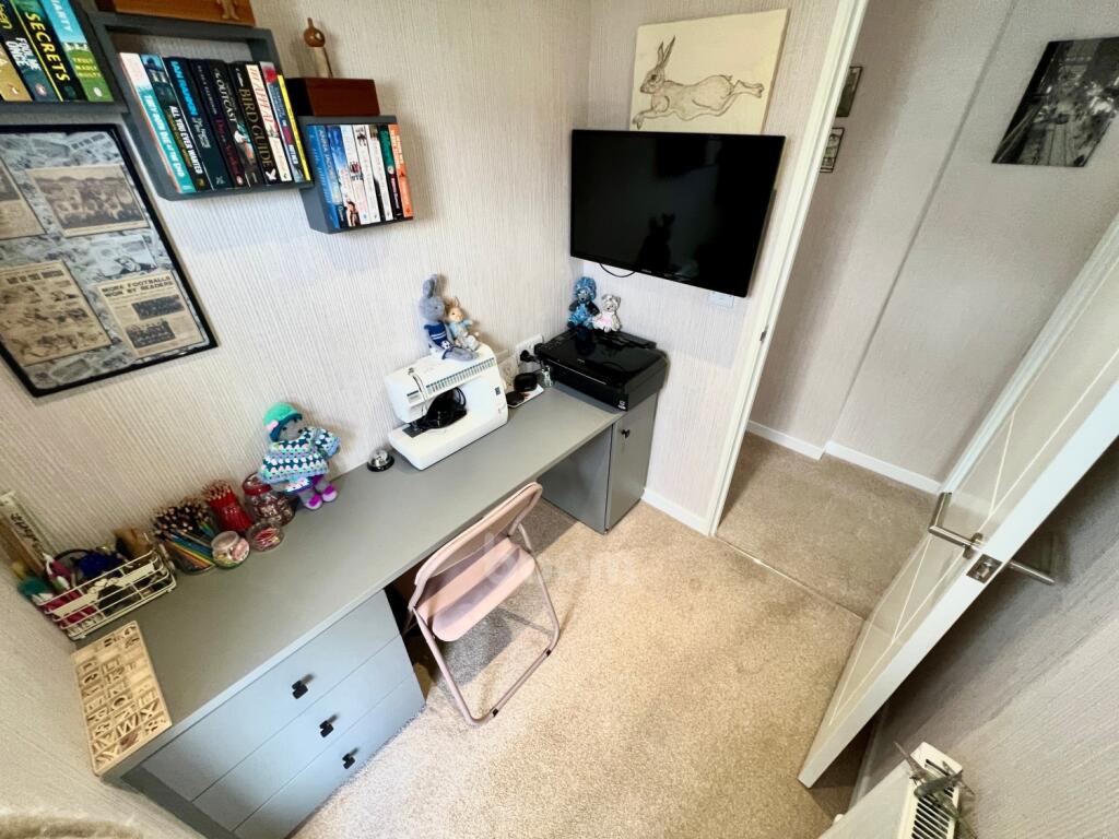 52F7870F-3D08-4B35-A50A-088D44A7B562