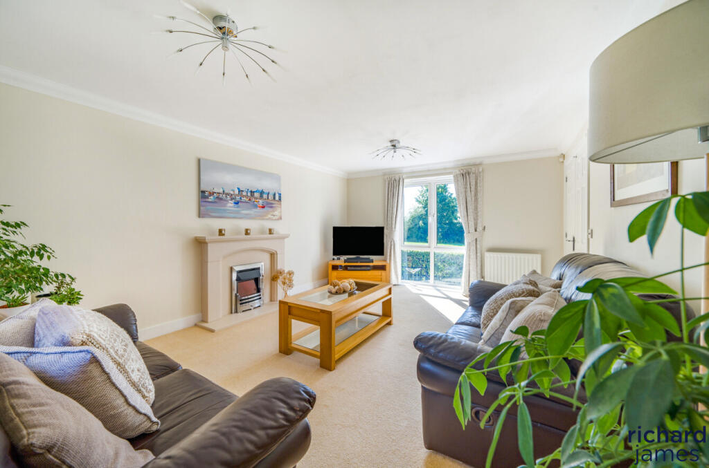 ccf350ca-62e4-433...