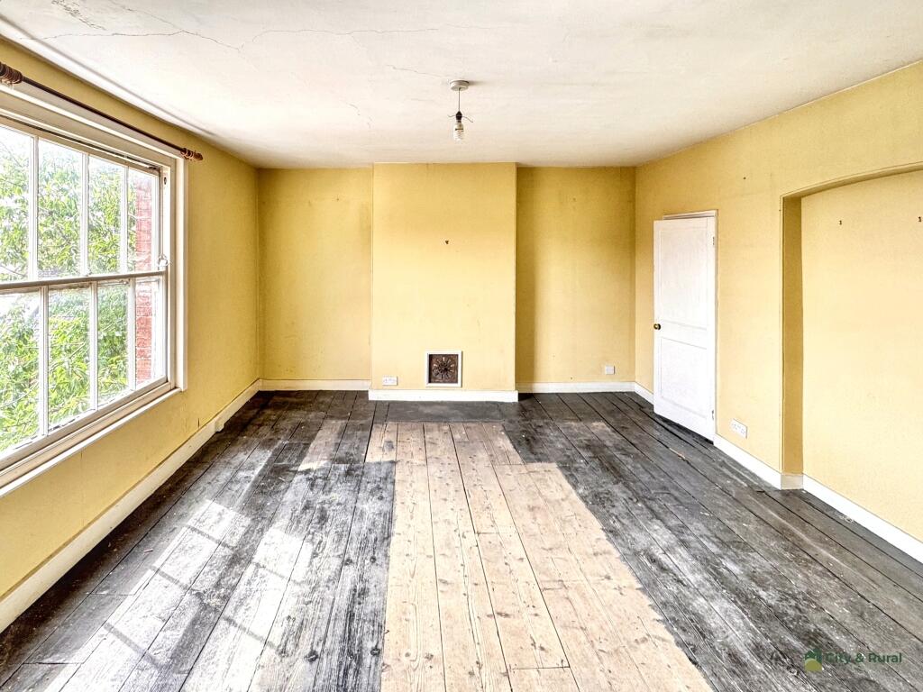 2nd Floor Front T202508051001.jpg