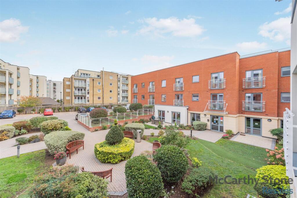 8667080-exterior02.jpg