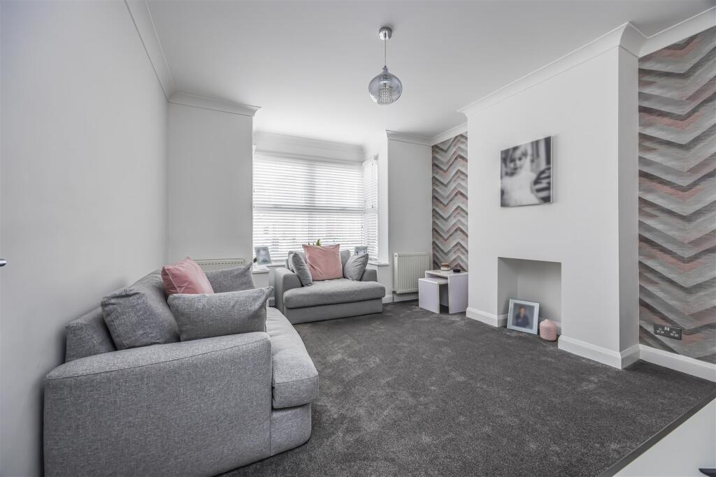 32 Kenyon Road, Copnor-PorticoMarketing-SoldBy-9.j