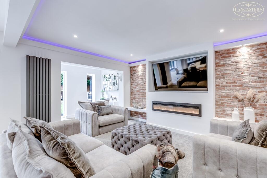 Kitchen/Dining/Living Room