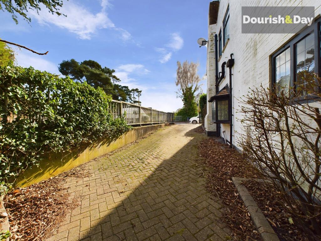 Side Driveway