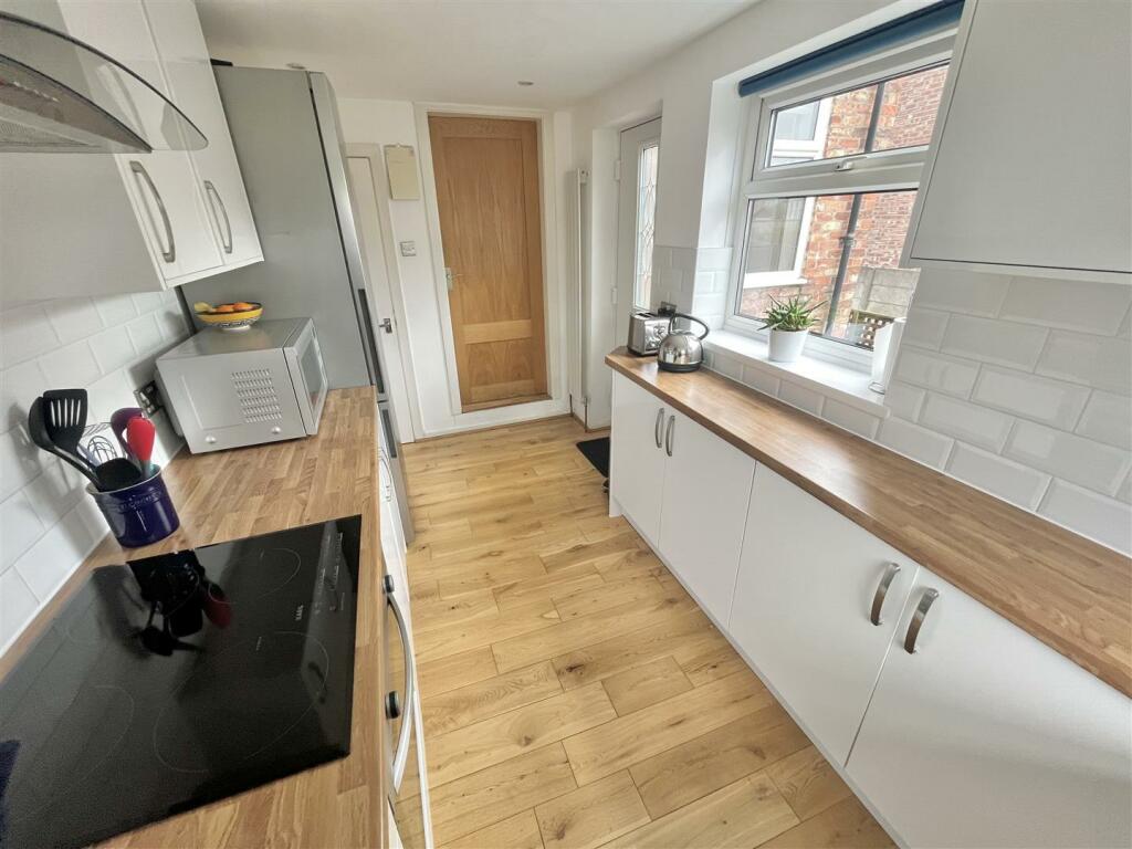 Kitchen Aspect 2