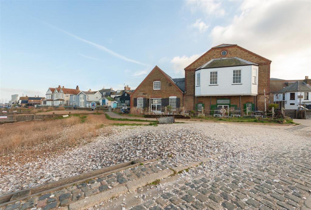 Tower Parade, Whitstable