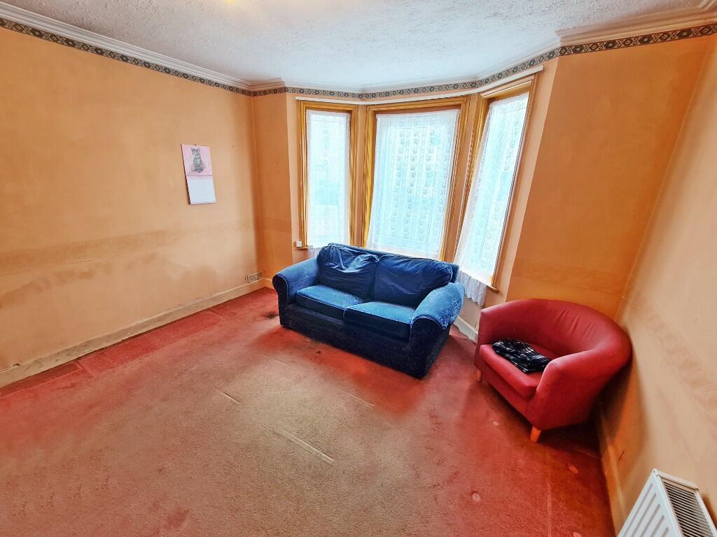 Lounge (Needs Work)