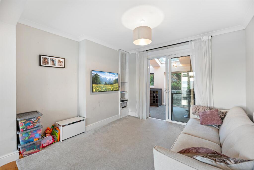 Open Plan Living/Dining Room