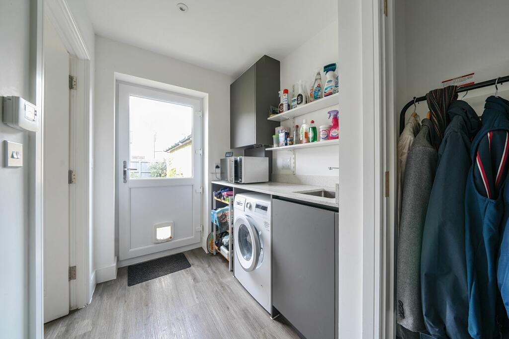 Utility Room (1)