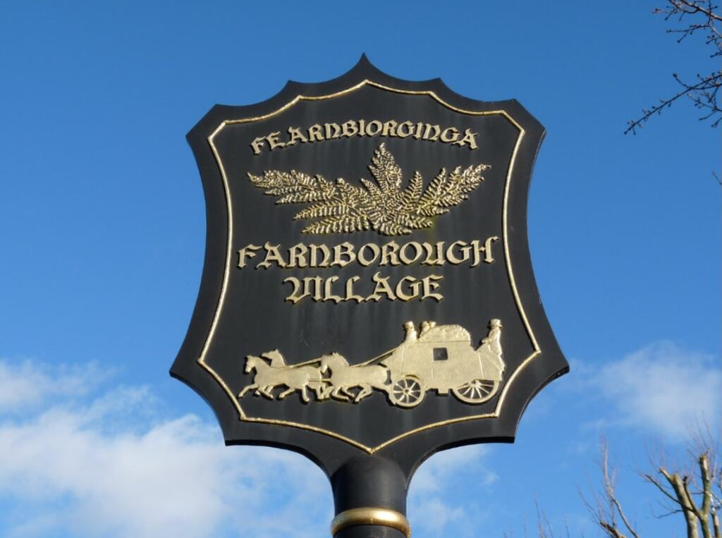 farnborough-village-sign