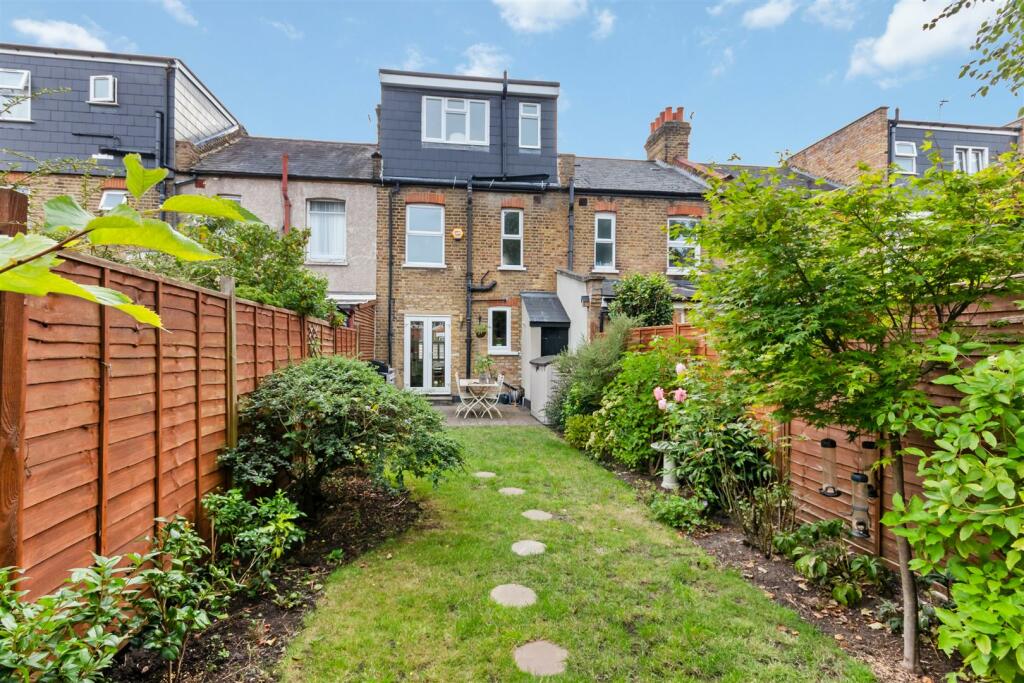 54'ft Rear Garden
