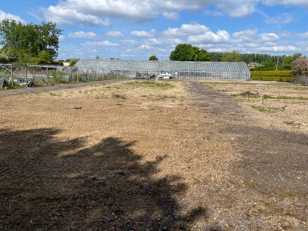Yard & Glasshouse at Frogmill Lane, off Wangfield Lane, Curdridge, SO32 2DA
