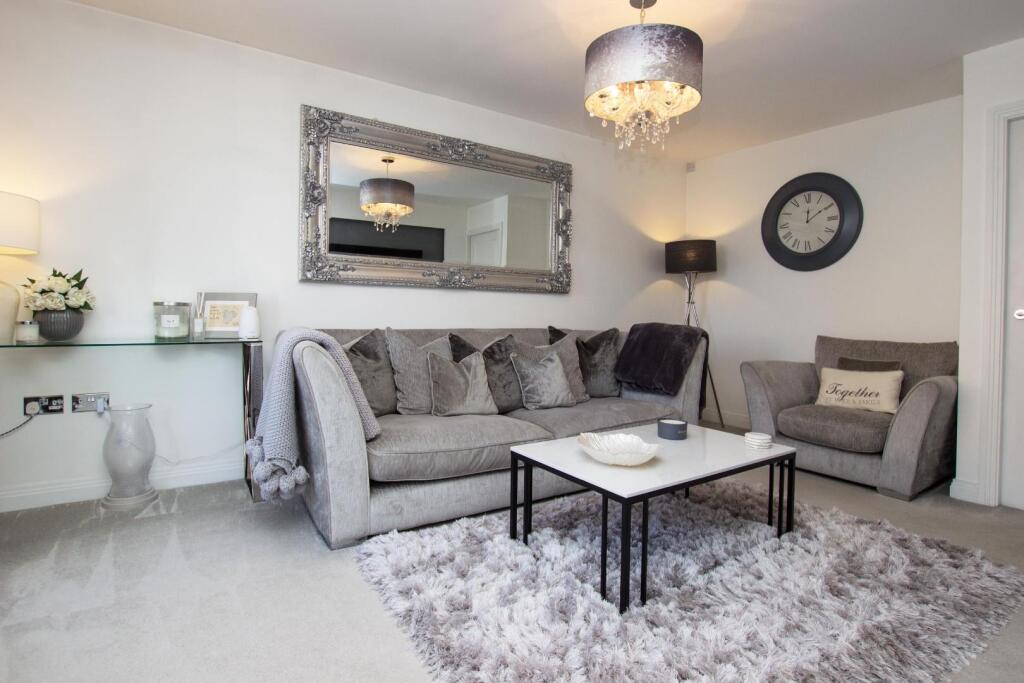 Inveraray Avenue (28).jpg