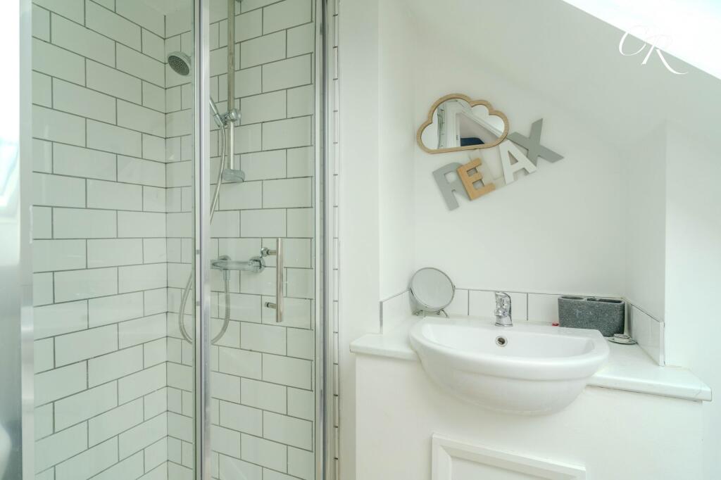 Ensuite To Bedroom One