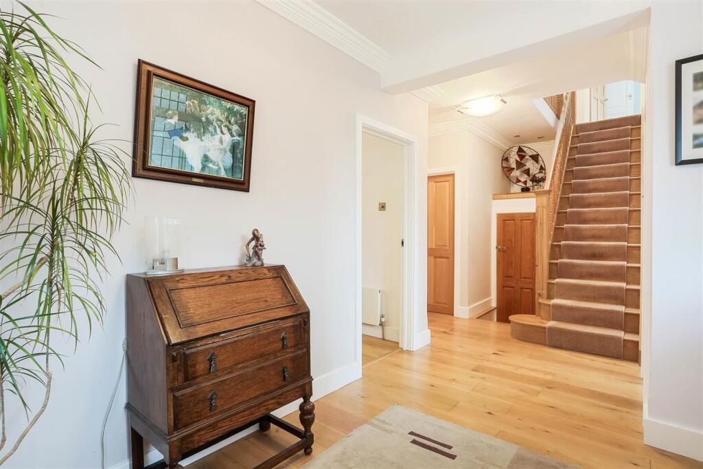 1548903635 -  WESTCOTT WAY, SM2 - 27.jpg