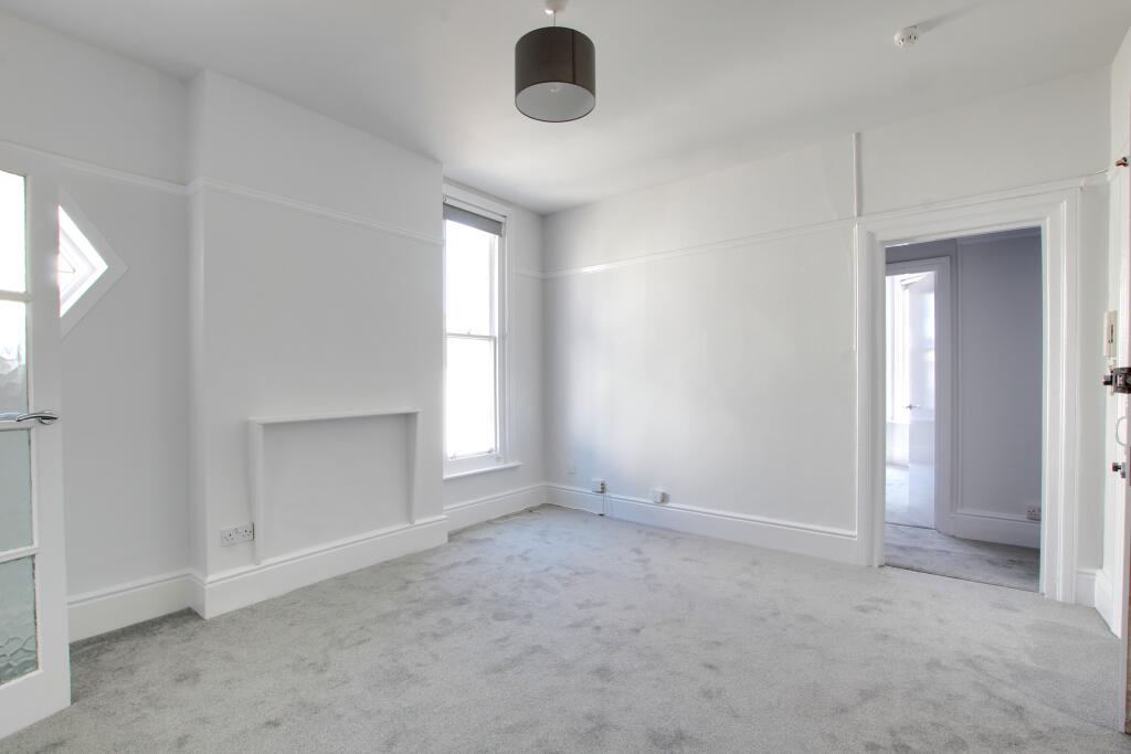 3 LOUNGE ANGLE 2.jpg