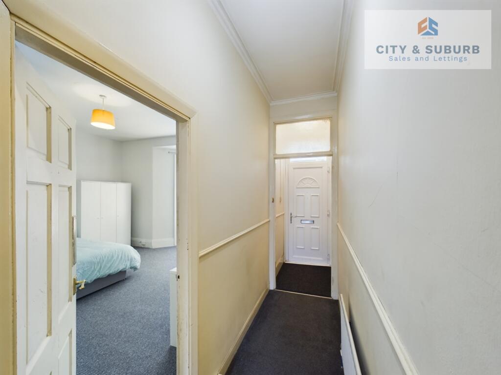 CAM01351G0-PR0095-STILL004