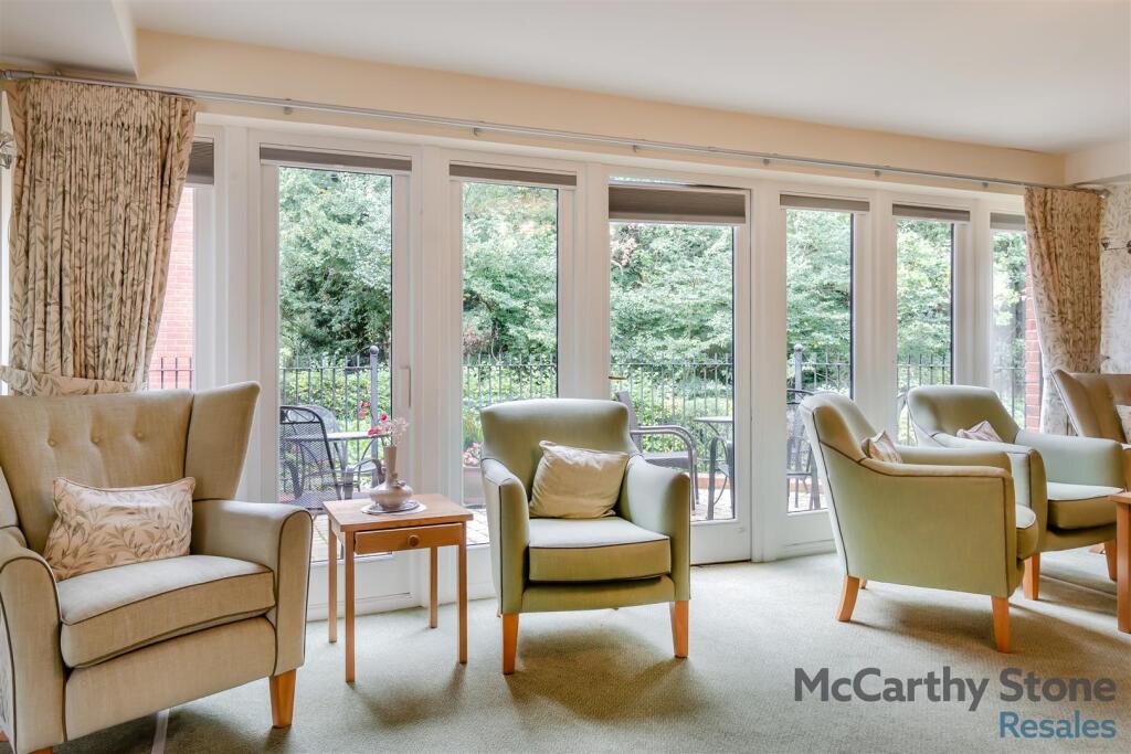 8664096-interior16.jpg