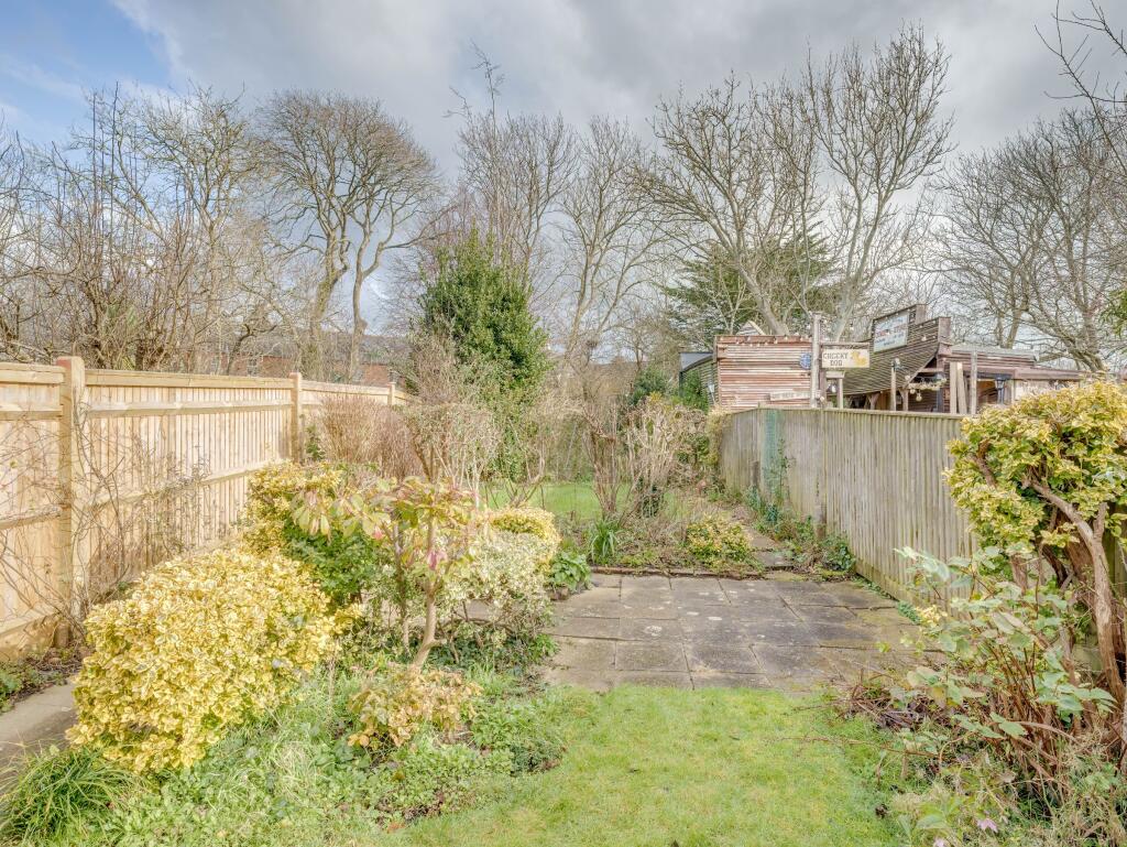Garden (view b)