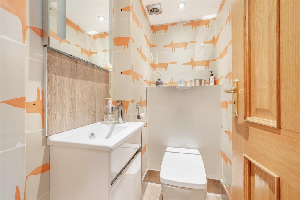 8663276-interior17.jpg