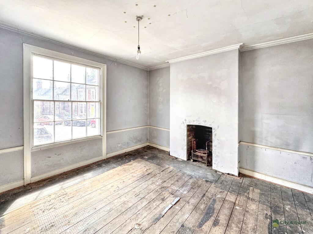 Ground Floor Front T202508051002.jpg