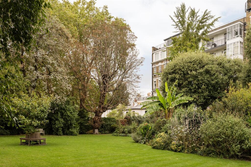 Maskells-F13 Airlie Gardens-27_Hi.jpg