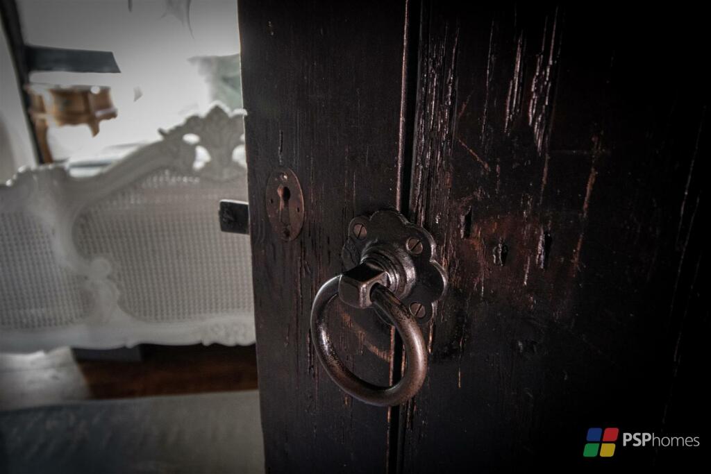 Door details