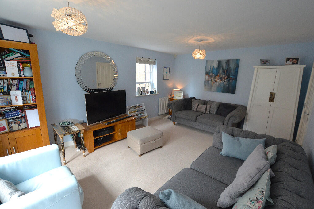 Formal Lounge