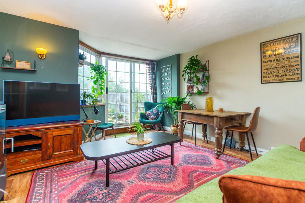 Dining Lounge