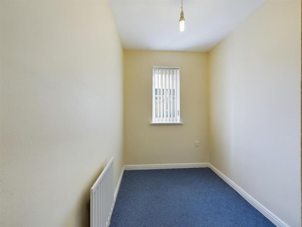 CAM02319G0-PR0077-ST