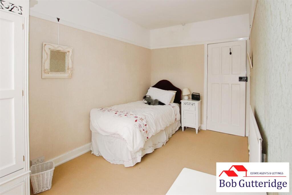 BEDROOM THREE (REAR)