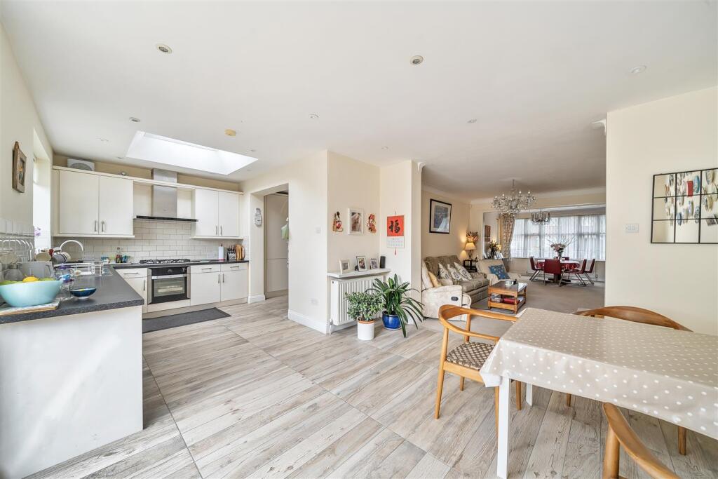 Kitchen Dining Room.jpg