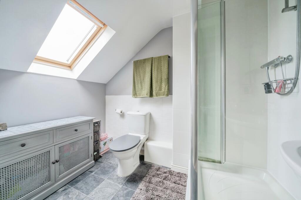 18.master ensuite