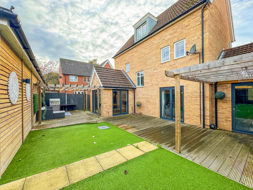 20251112_143409298_iOS_edited