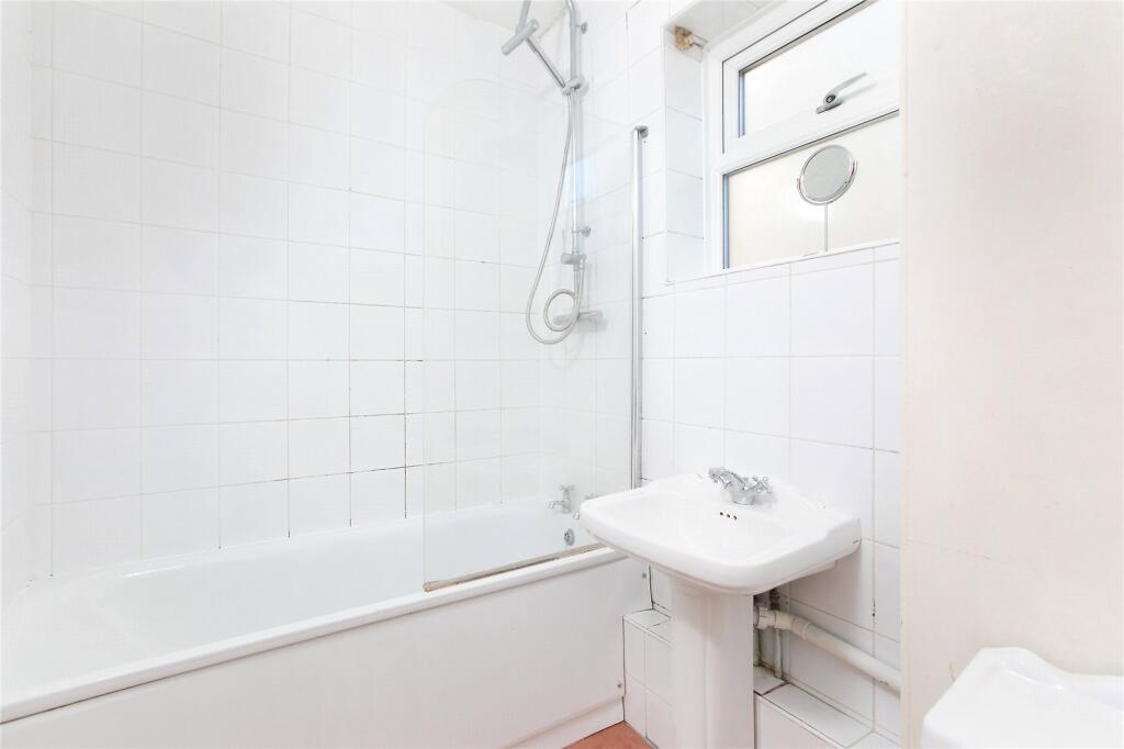 property in Northside Wandsworth Common, 
Battersea, SW18