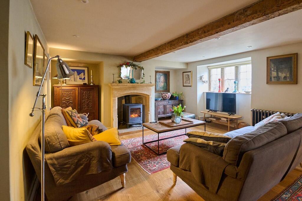 THE OLD HOUSE_SITTING ROOM_LO RES_ 18.jpg