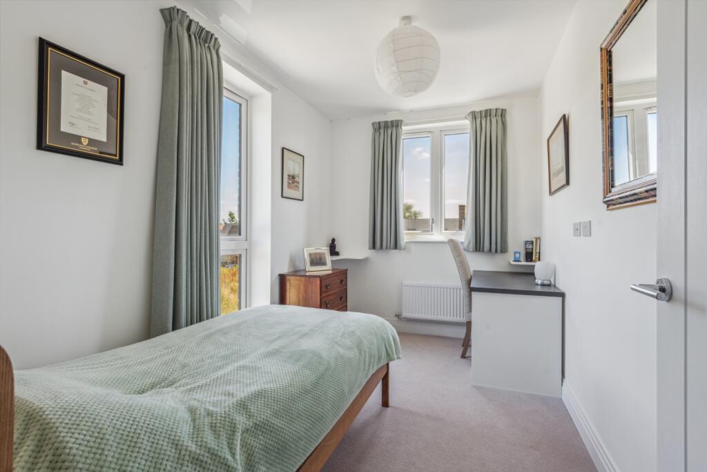 21 Goff Bed