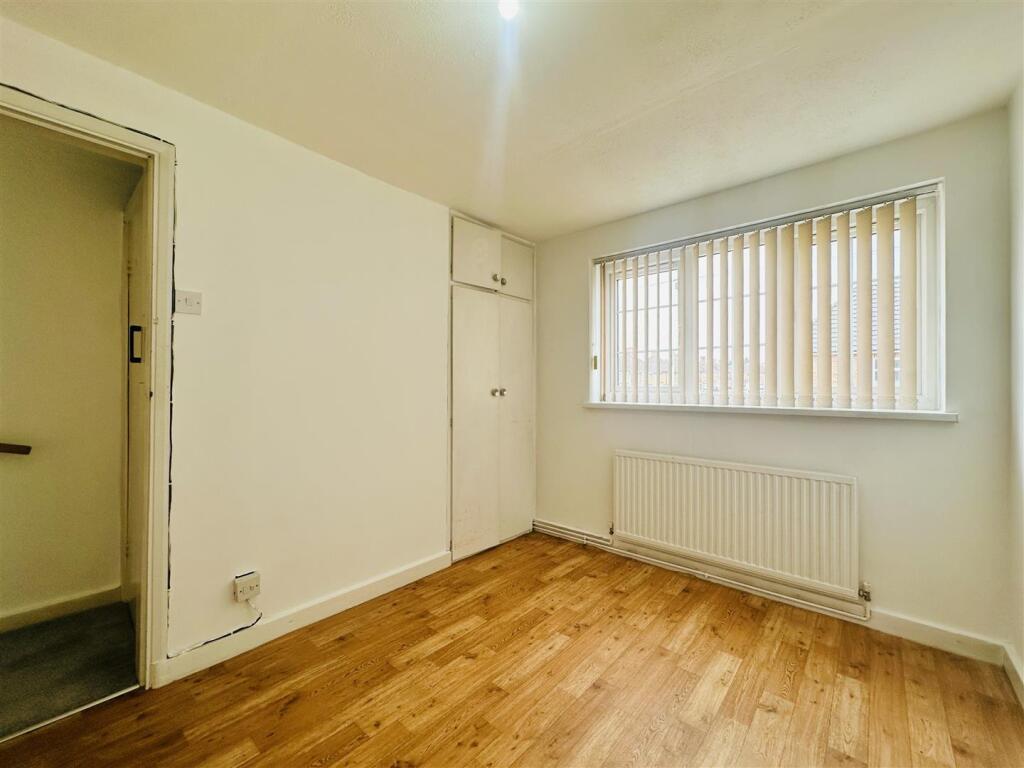 BEDROOM FIVE
