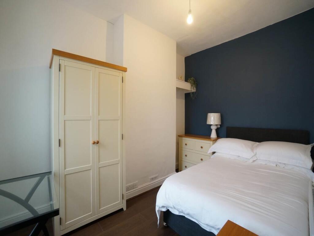 Bedroom 3.JPG