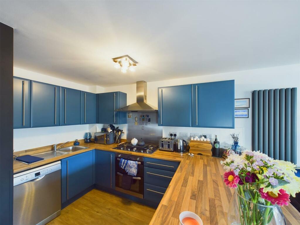 Kitchen/ lounge